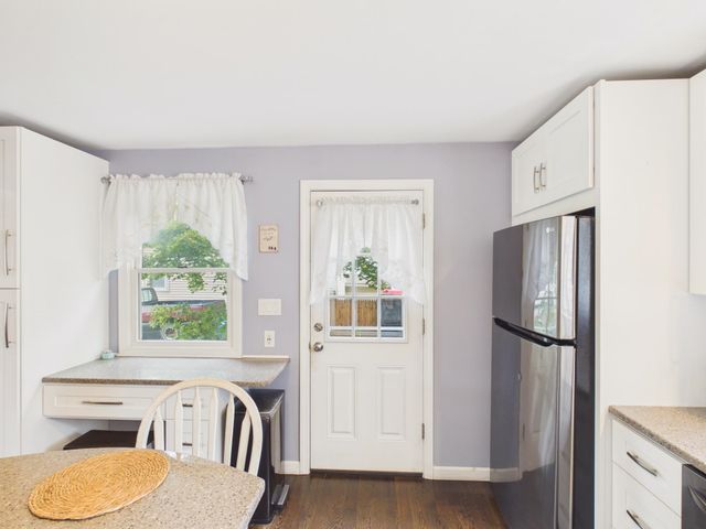 350 Lake Street, Nashua, NH 03060