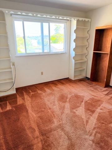 2335 17th Avenue, Santa Cruz, CA 95062