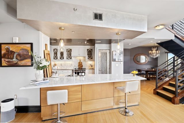 555 Church St Apt 2301, Nashville, TN 37219