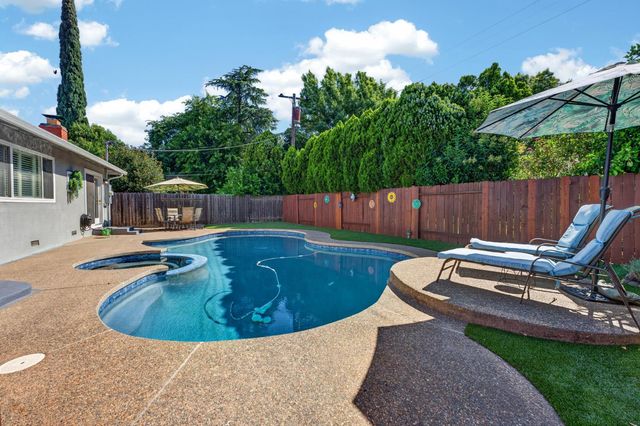 10648 Biscay Way, Rancho Cordova, CA 95670