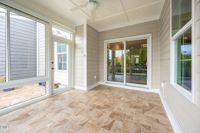 942 River Bark Place, Cary, NC 27519