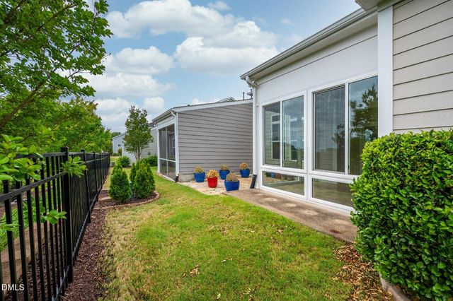 942 River Bark Place, Cary, NC 27519