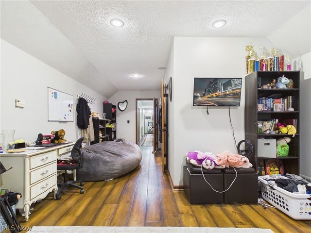 201 Addison Drive, Parkersburg, WV 26104