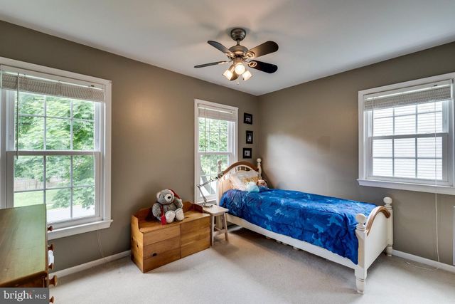 1816 MIDLOTHIAN CT, Vienna, VA 22182