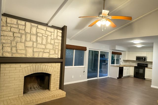 406 Shelmar Drive, Euless, TX 76039