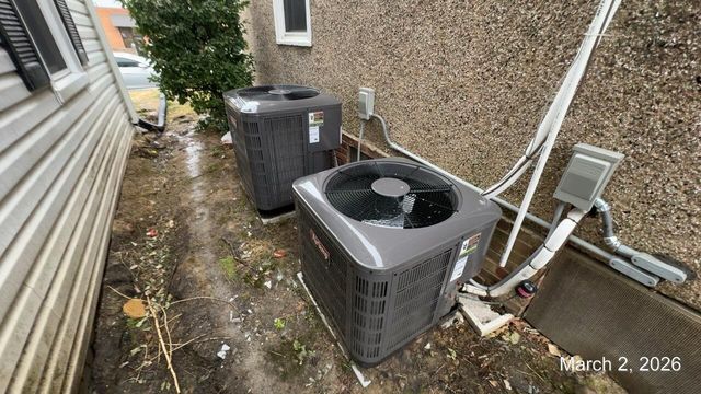 E 305 Chestnut ST, Covington, VA 24426