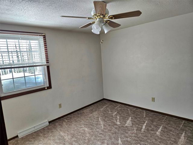 4551 W LAKE Road, Erie, PA 16505