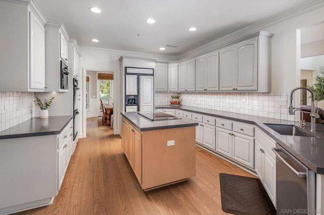 2035 41 Mango Glen, Vista, CA 92084