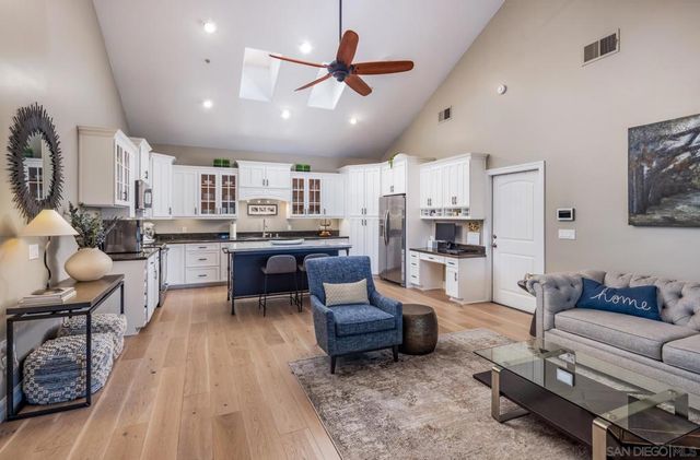 2035 41 Mango Glen, Vista, CA 92084