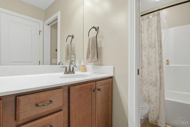 2327 Elizabeth Drive, Clearcreek Twp., OH 45068