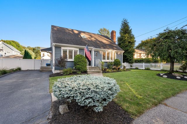 20 Albert St, Waltham, MA 02453