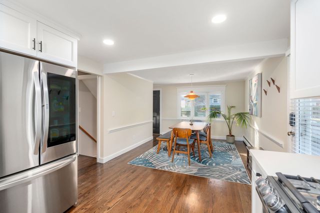 20 Albert St, Waltham, MA 02453