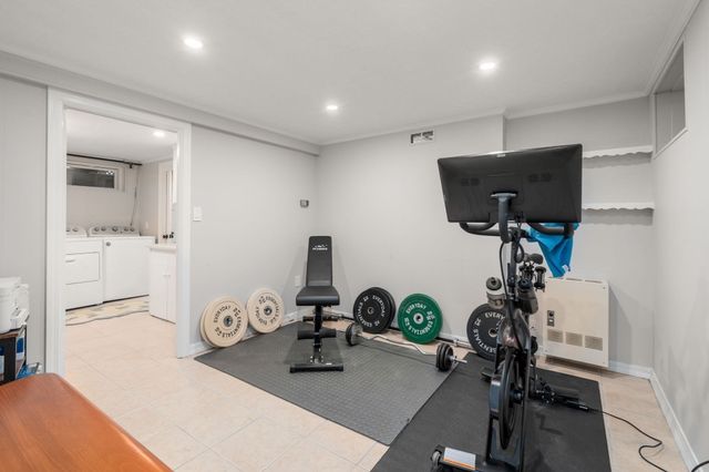 20 Albert St, Waltham, MA 02453