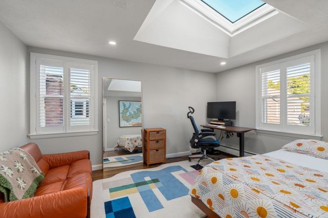 20 Albert St, Waltham, MA 02453