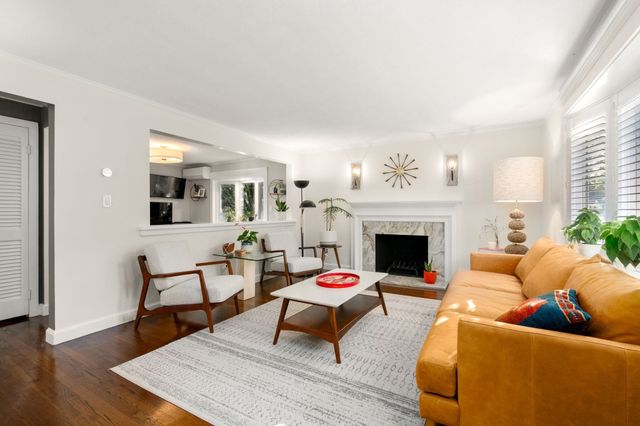 20 Albert St, Waltham, MA 02453