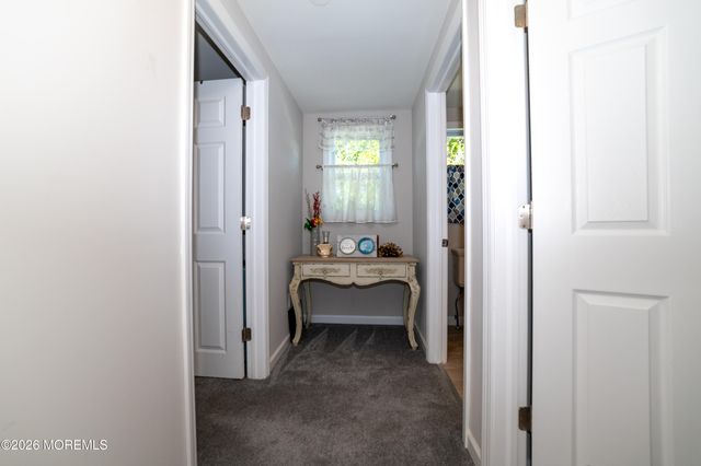 91 Compton Avenue, Hazlet, NJ 07734