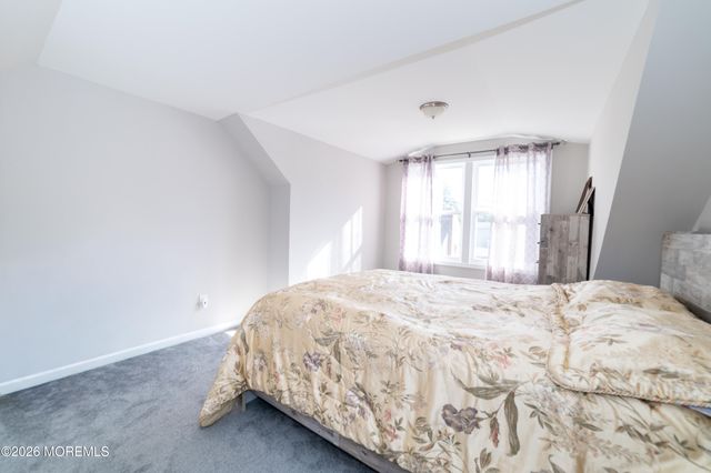 91 Compton Avenue, Hazlet, NJ 07734