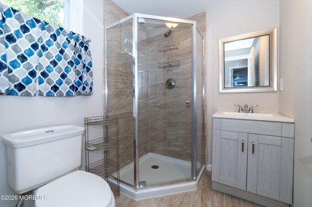 91 Compton Avenue, Hazlet, NJ 07734