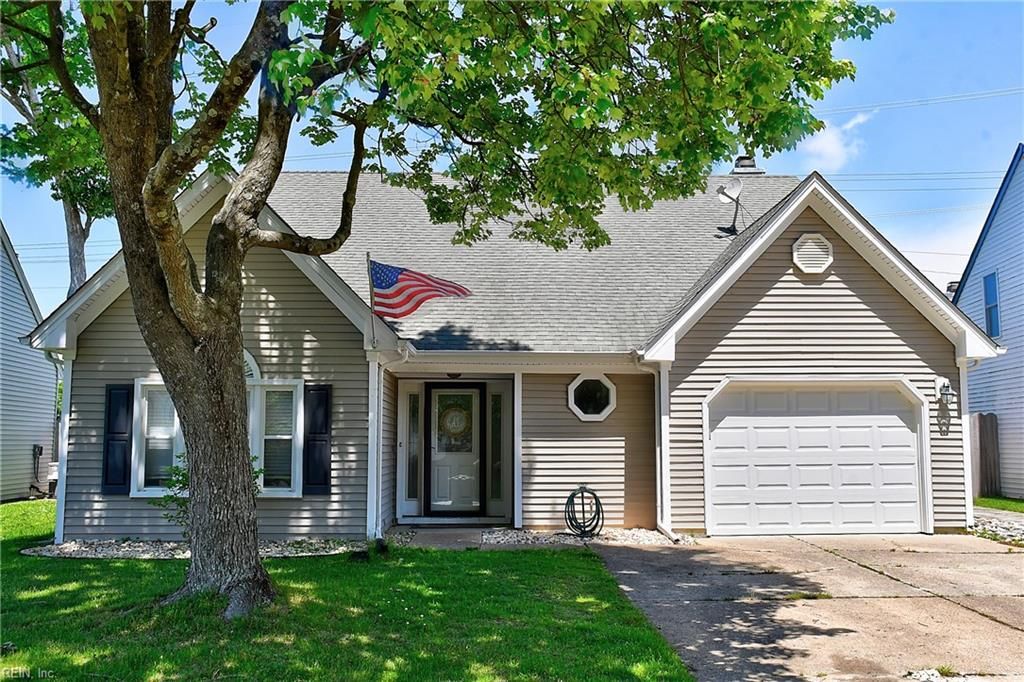 1004 Rolling Point CT, Virginia Beach, VA 23456