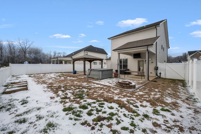 3525 Darrell Dr, Murfreesboro, TN 37128