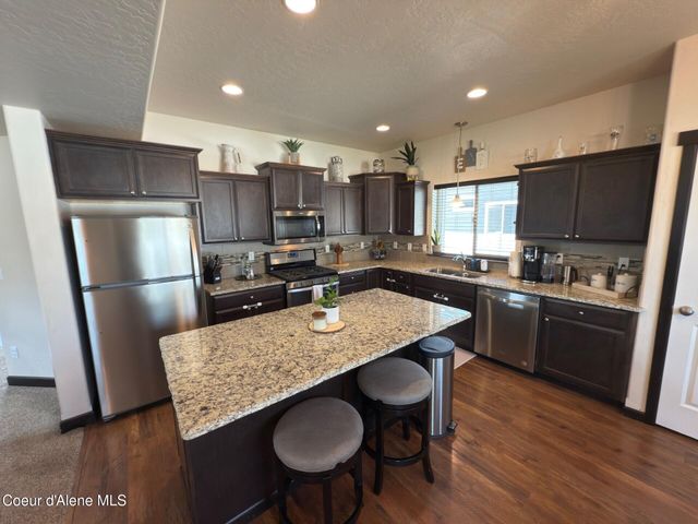 6749 N Gavin LOOP, Coeur D'alene, ID 83815