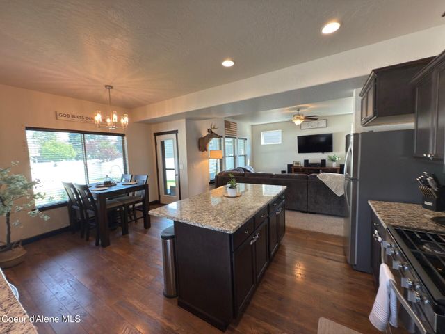 6749 N Gavin LOOP, Coeur D'alene, ID 83815