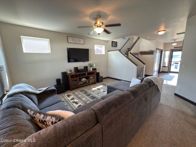 6749 N Gavin LOOP, Coeur D'alene, ID 83815