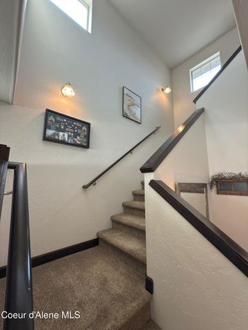 6749 N Gavin LOOP, Coeur D'alene, ID 83815