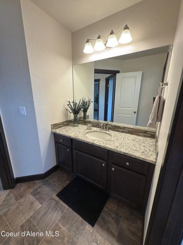 6749 N Gavin LOOP, Coeur D'alene, ID 83815