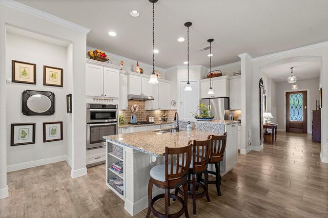 253 Palomino Court, The Woodlands, TX 77382