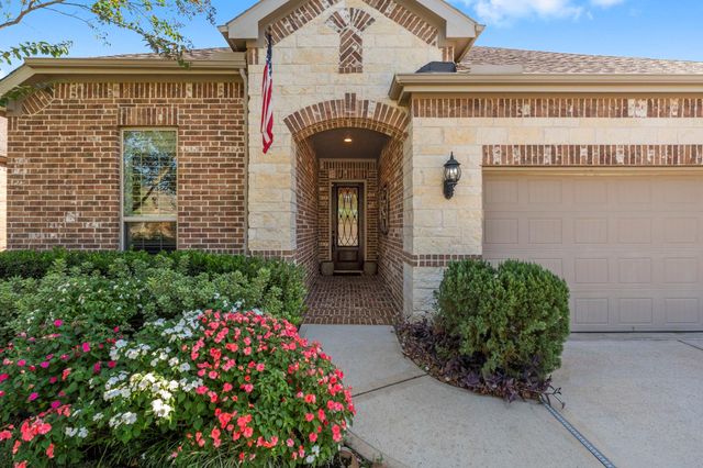 253 Palomino Court, The Woodlands, TX 77382