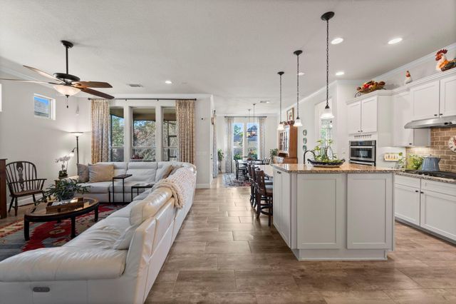 253 Palomino Court, The Woodlands, TX 77382