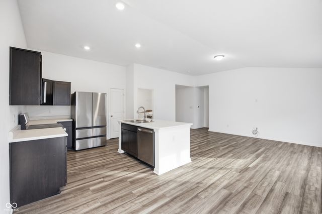 296 Evening Bay Court, Pendleton, IN 46064