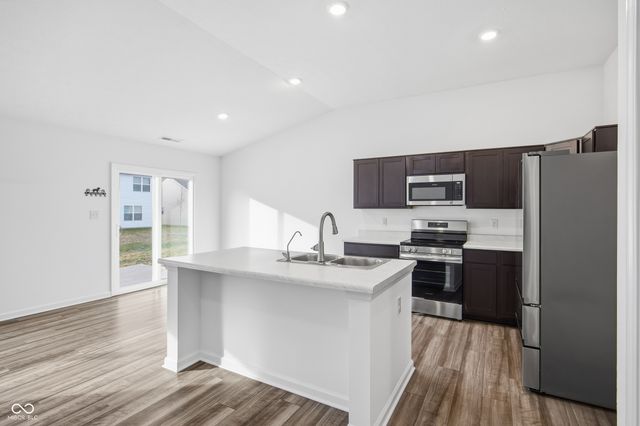 296 Evening Bay Court, Pendleton, IN 46064