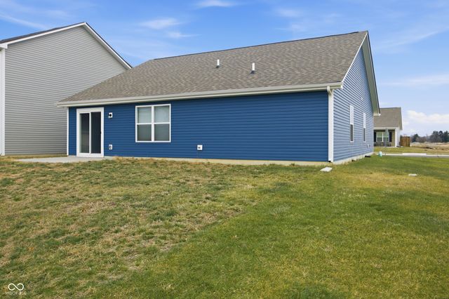 296 Evening Bay Court, Pendleton, IN 46064