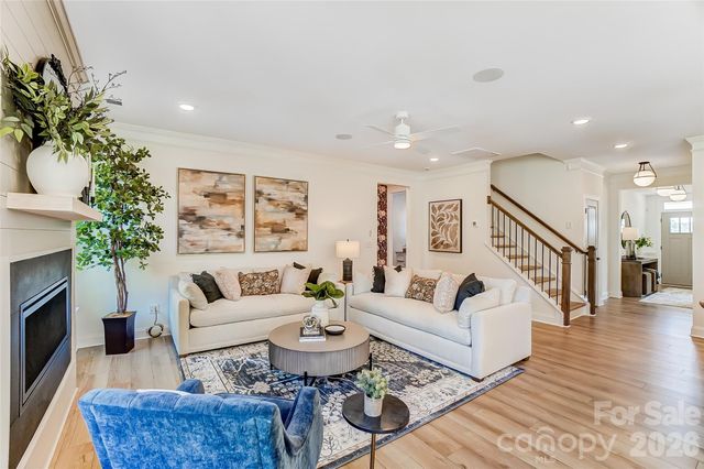 109 Summerhill Drive, Mooresville, NC 28115