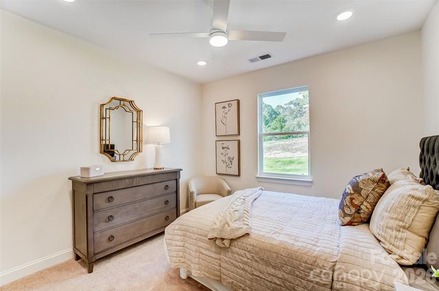 109 Summerhill Drive, Mooresville, NC 28115