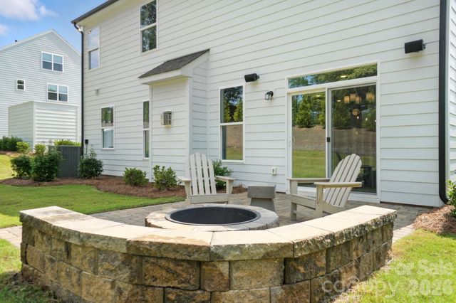 109 Summerhill Drive, Mooresville, NC 28115
