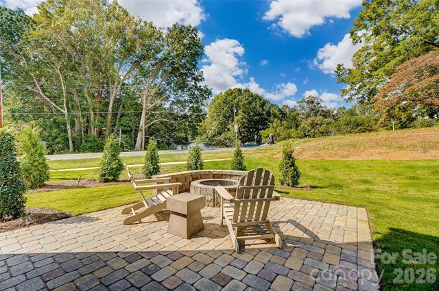 109 Summerhill Drive, Mooresville, NC 28115
