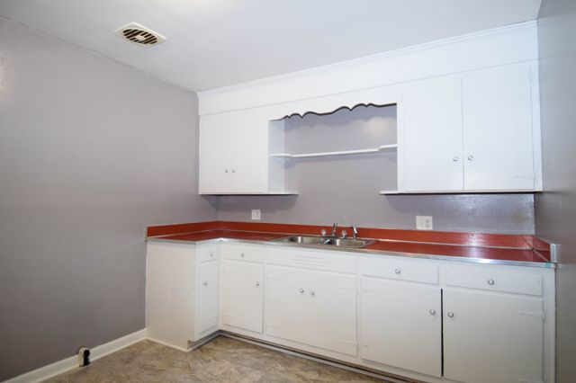 124 Glenn Ave, Gallatin, TN 37066