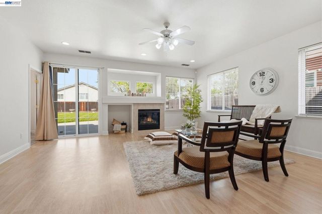 1339 Cherry Blossom, Tracy, CA 95377