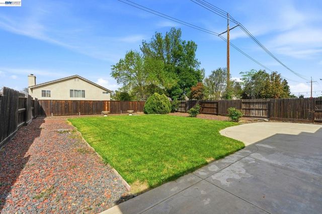 1339 Cherry Blossom, Tracy, CA 95377