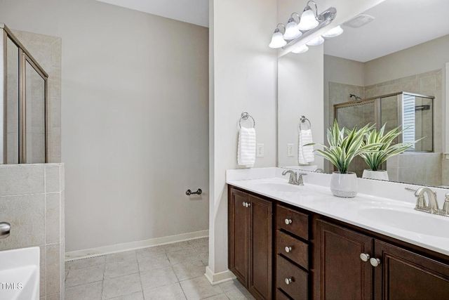 719 Shoals Lake Drive, Fuquay Varina, NC 27526