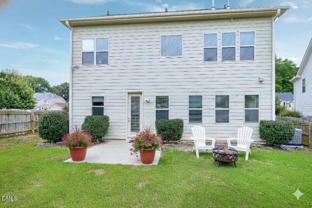 719 Shoals Lake Drive, Fuquay Varina, NC 27526