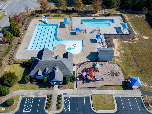 719 Shoals Lake Drive, Fuquay Varina, NC 27526