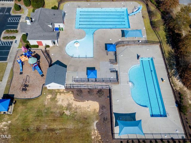 719 Shoals Lake Drive, Fuquay Varina, NC 27526