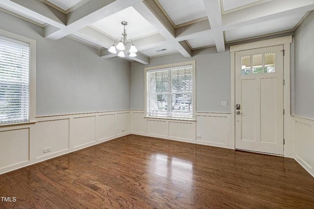 719 Shoals Lake Drive, Fuquay Varina, NC 27526