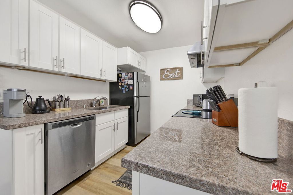 316 S Miraleste Drive 124, San Pedro, CA 90732 — photo 5