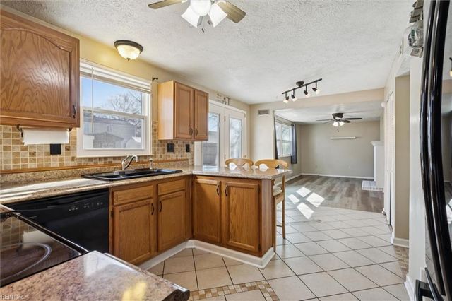 928 Chatsworth DR, Newport News, VA 23601