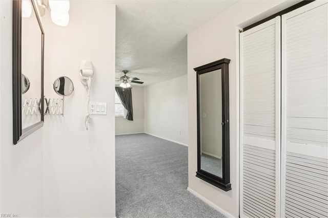 928 Chatsworth DR, Newport News, VA 23601